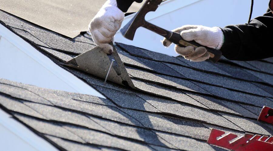 Professional residential roofers in Ames, IA